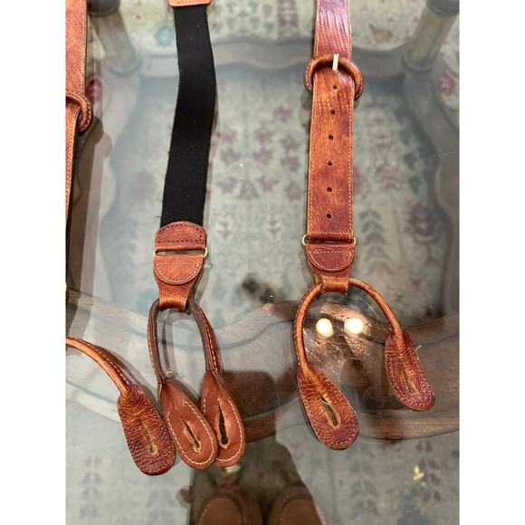 Trafalgar Men's Brown Alligator Leather Brass Button Hole Suspenders - Picture 2 of 4